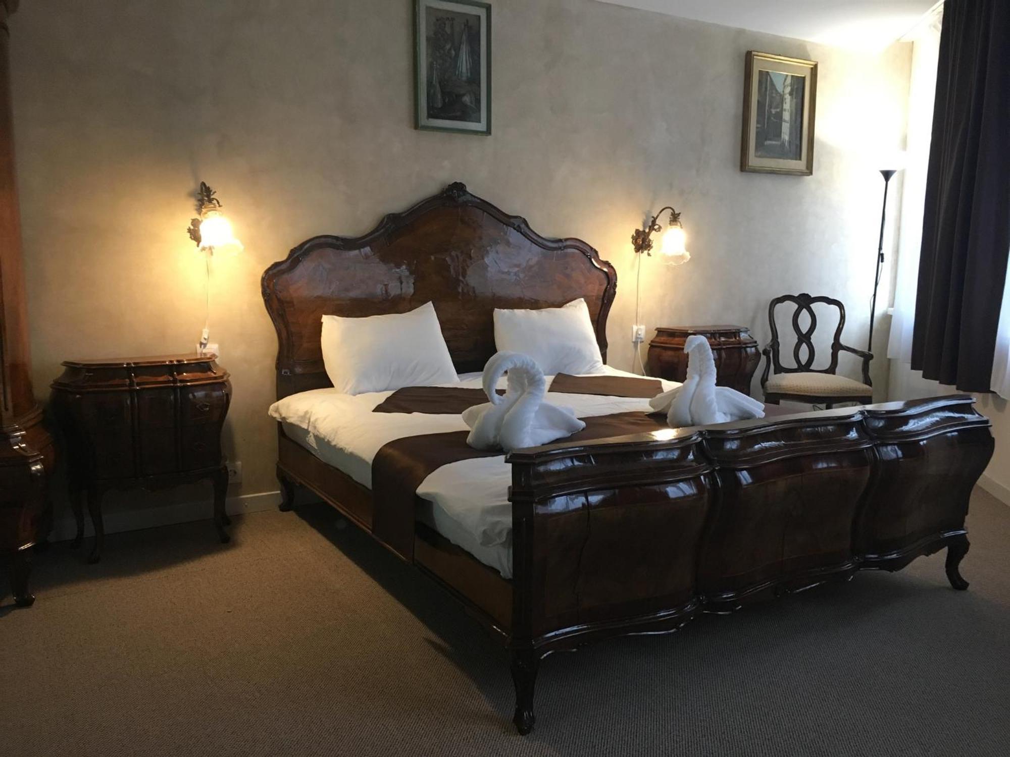 Csiki Hotel Miercurea Ciuc Dış mekan fotoğraf