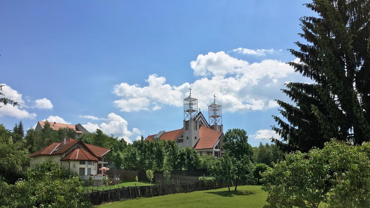 Csiki Hotel Miercurea Ciuc Dış mekan fotoğraf