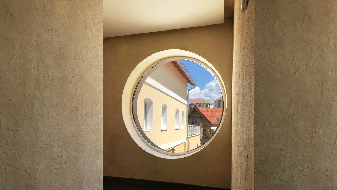 Csiki Hotel Miercurea Ciuc Dış mekan fotoğraf